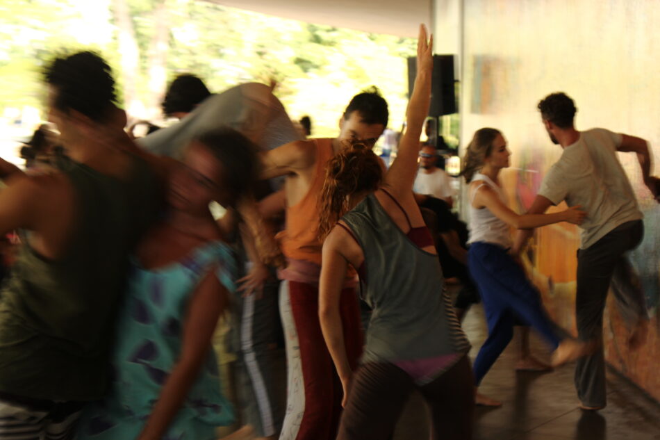 Domingo MAM + instrumentos musicais + jam