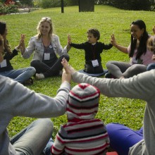Brincadeiras para dançar no Jardim de Esculturas