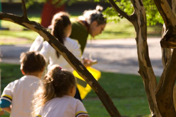 Criança, natureza e cultura infantil com Lydia Hortélio e Lucilene Silva