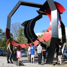 Visita virtual ao Jardim de Esculturas com educativo mam