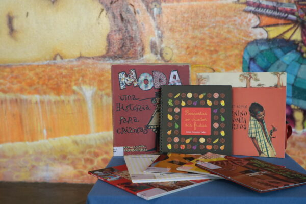 Feira de troca de livros infantis