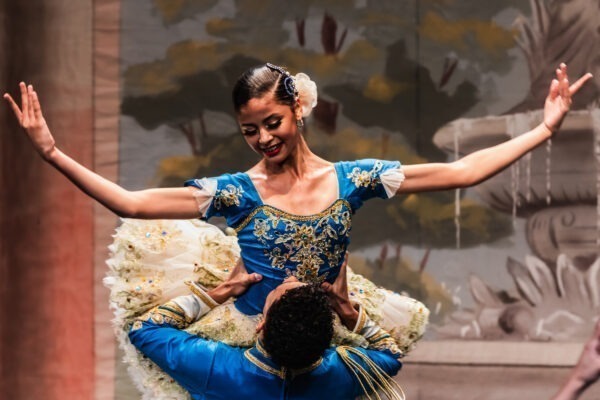 Ballet Paraisópolis apresenta: Dente de Leite, Grand Pas de Deux de Paquita II Ato e Pé Rachado