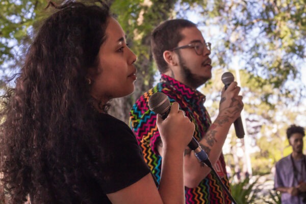 Karaokê do Orgulho LGBTQIAP+