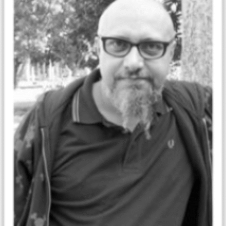 Efrain Almeida