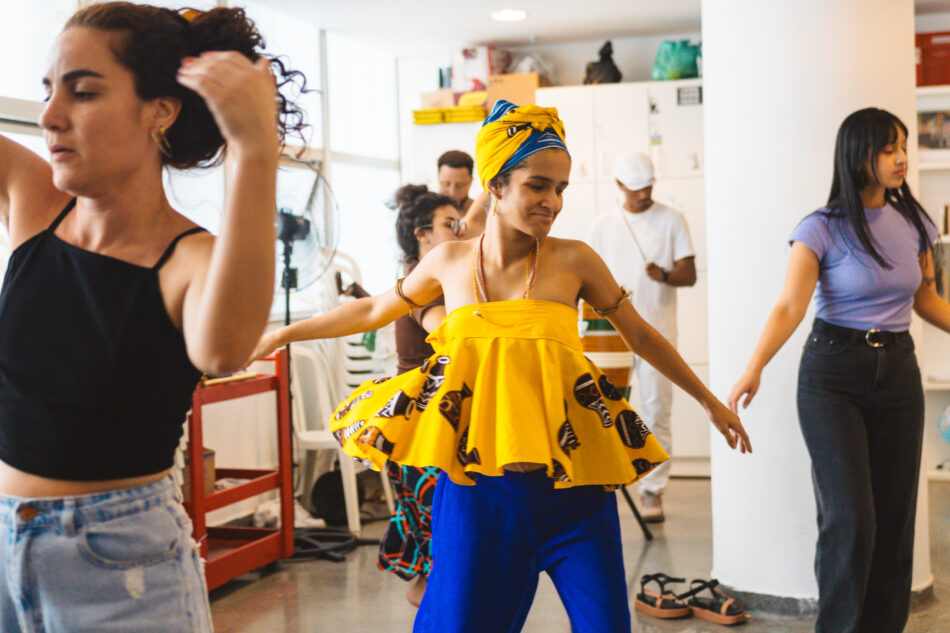 Ara Messan – Oficina de dança